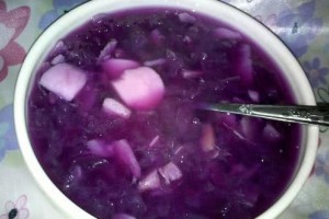 紫薯煮水后变色，是变质了吗？营养师：花青素在作怪，可以放心吃