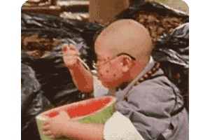 吓人，西瓜裹上保鲜膜细菌增10倍？很多人都不知情