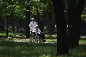 短炒、赚快钱有悖家庭理财观养老才是最高目标