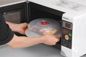 用微波炉加热食品产生有毒物质辟谣微波加热利于保留营养