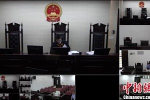 男子专买超市过期食品维权涉敲诈勒索被判刑