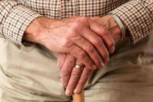 大牛逝世＝新人上位＝科学进步新研究表明确实如此