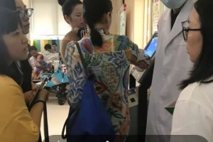 有人三天没拿到号杭州妈妈很抓狂我是特地请假来的