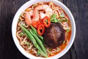 连吃10天泡面竟然瘦了泡面真的对咱们身体有损害吗