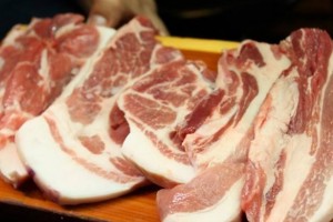 黑猪肉和乌鸡比一般猪鸡更有养分吗口感有不同但养分很挨近