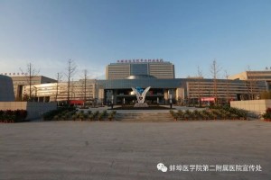 星期天近200医务人员集合到这儿……