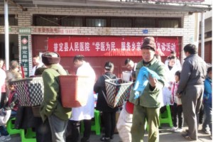 义诊再次走进坪上镇冬日里为老百姓送去暖心服务