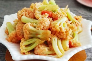 冬天养生吃花菜瘦身抗癌正告和它同吃会中毒快告知家人