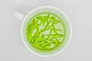 常喝绿茶的人身体会呈现这3种功德看完你计划喝吗