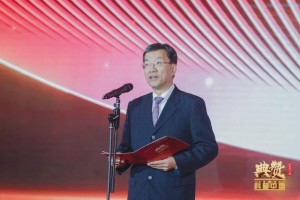四连霸这场盛典的正确打开方式在这有必要刷屏