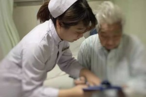 这家医院的骨科患者考试及格才干出院