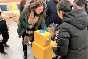 沃柯雷克晨检机器人从不停歇再驻五城