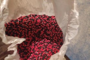 有毒帝王肾宝丸在浙江被查获本钱几毛钱网上已售10多万粒