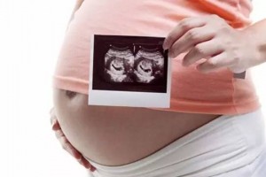 狐大医年纪增加受孕率逐步下降高龄女人怎么科学备孕