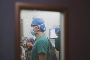 生门背面一个男妇产科医师的国际