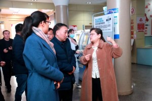 河南省开封市杞县调查团来我院调查与沟通医共体建造作业