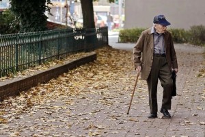 深冬了老年人怎么防跌倒