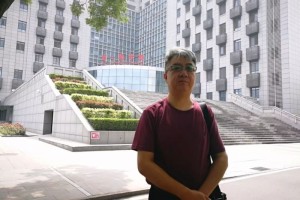 从患者刺刀下九死一生的医师凶手和我都是受害者