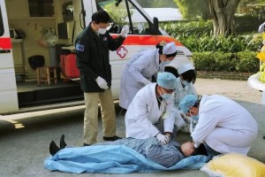 钟南山院士为何任何一个人都需备一把急救金钥匙