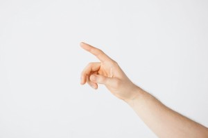 体内有癌手指先知手指若呈现一个特征体检时一定要排查癌症