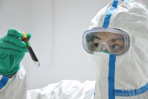 新冠肺炎新冠病毒太完美业界称之流氓病毒救治难度比SARS还大
