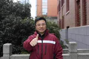 战疫指挥官雷光华不负年光光阴不负湘雅荣光