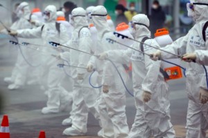 韩国新冠肺炎累计确诊打破9000例逝世120例