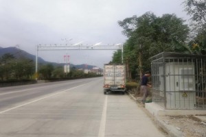 严格执行一超四究铁腕推动不泊车电子取证系控制超
