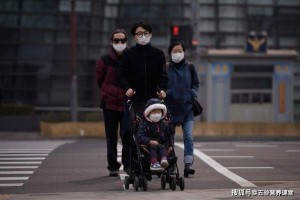 与其纠结何时摘口罩不如关怀这个关键问题关乎疫情的有用防控